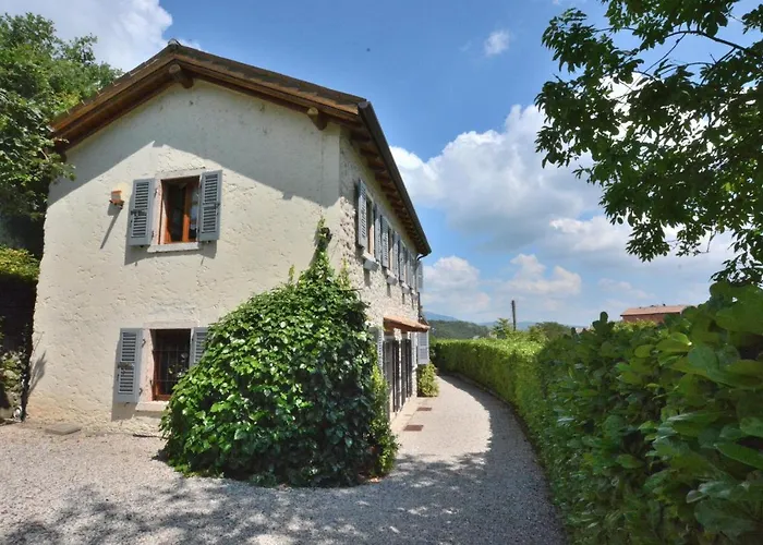 Rustico Marciaga With Pool Alpesi faház Costermano