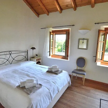 Chalet Rustico Marciaga With Pool Costermano
